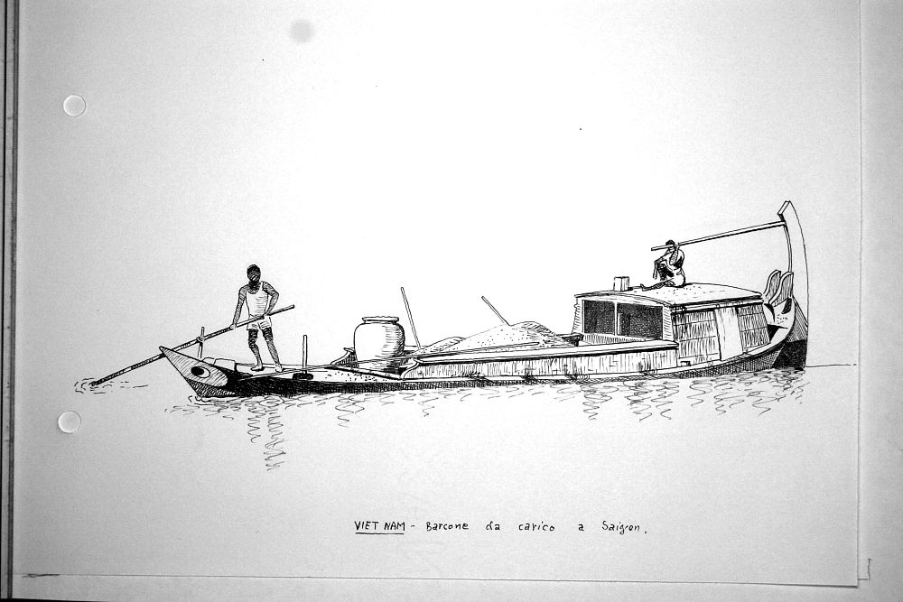 Vietnam - barcone da carico a Saigon